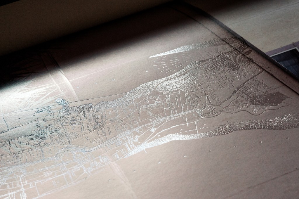 NMG - Palm Kalihi spread detail